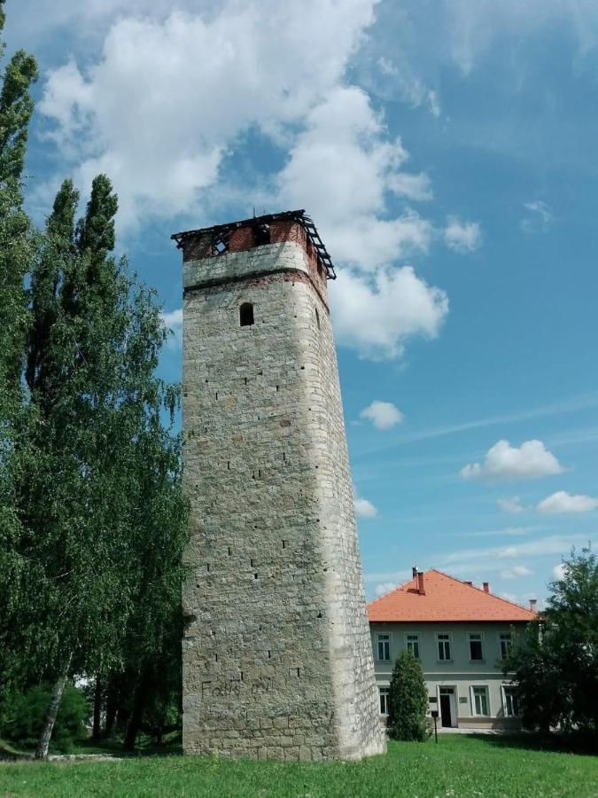 Sobe Lara Daire Gradacac Dış mekan fotoğraf
